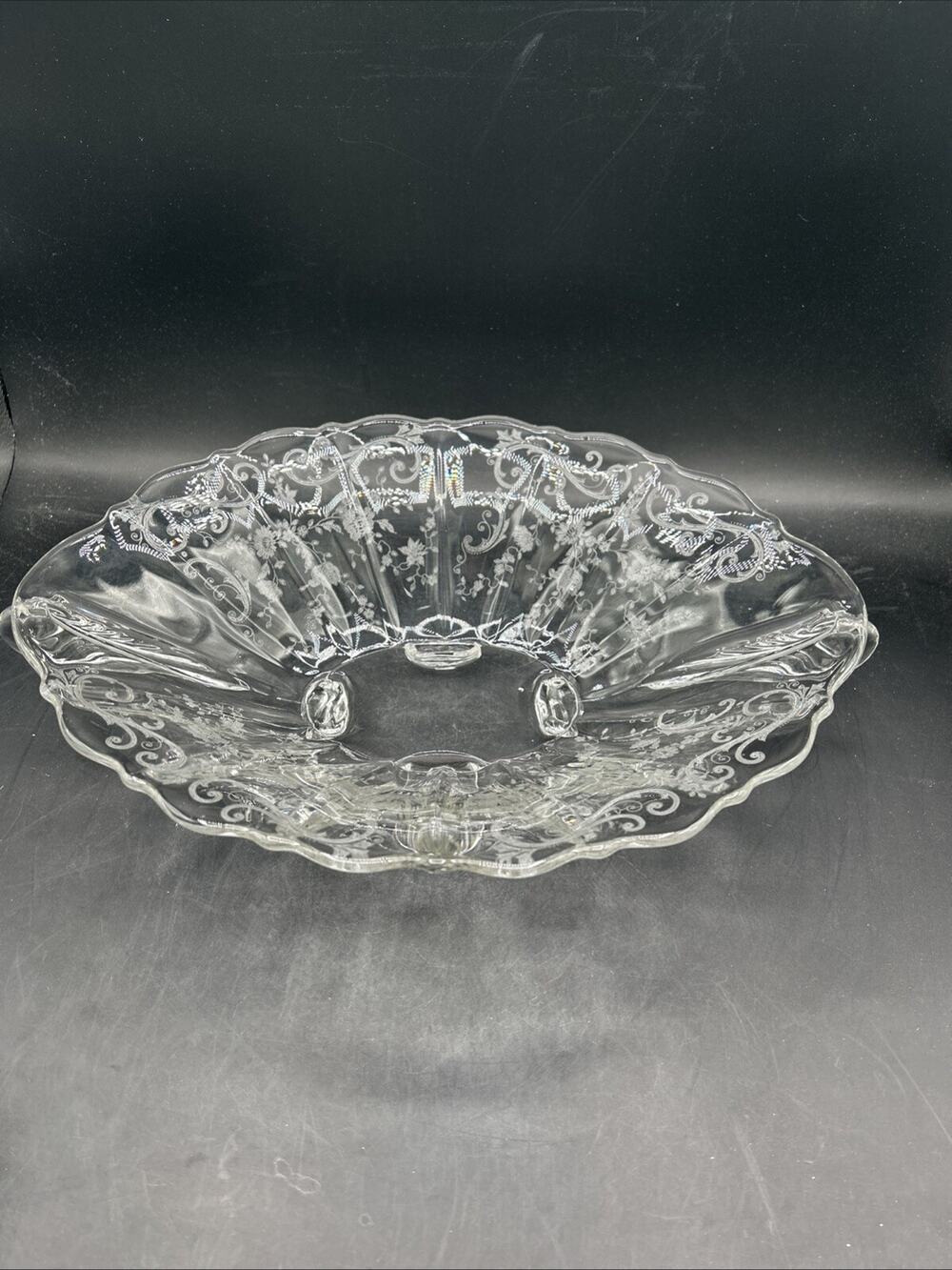 Cambridge Chantilly Footed Double Handled Oval Serving Bowl Embossed Home Decor